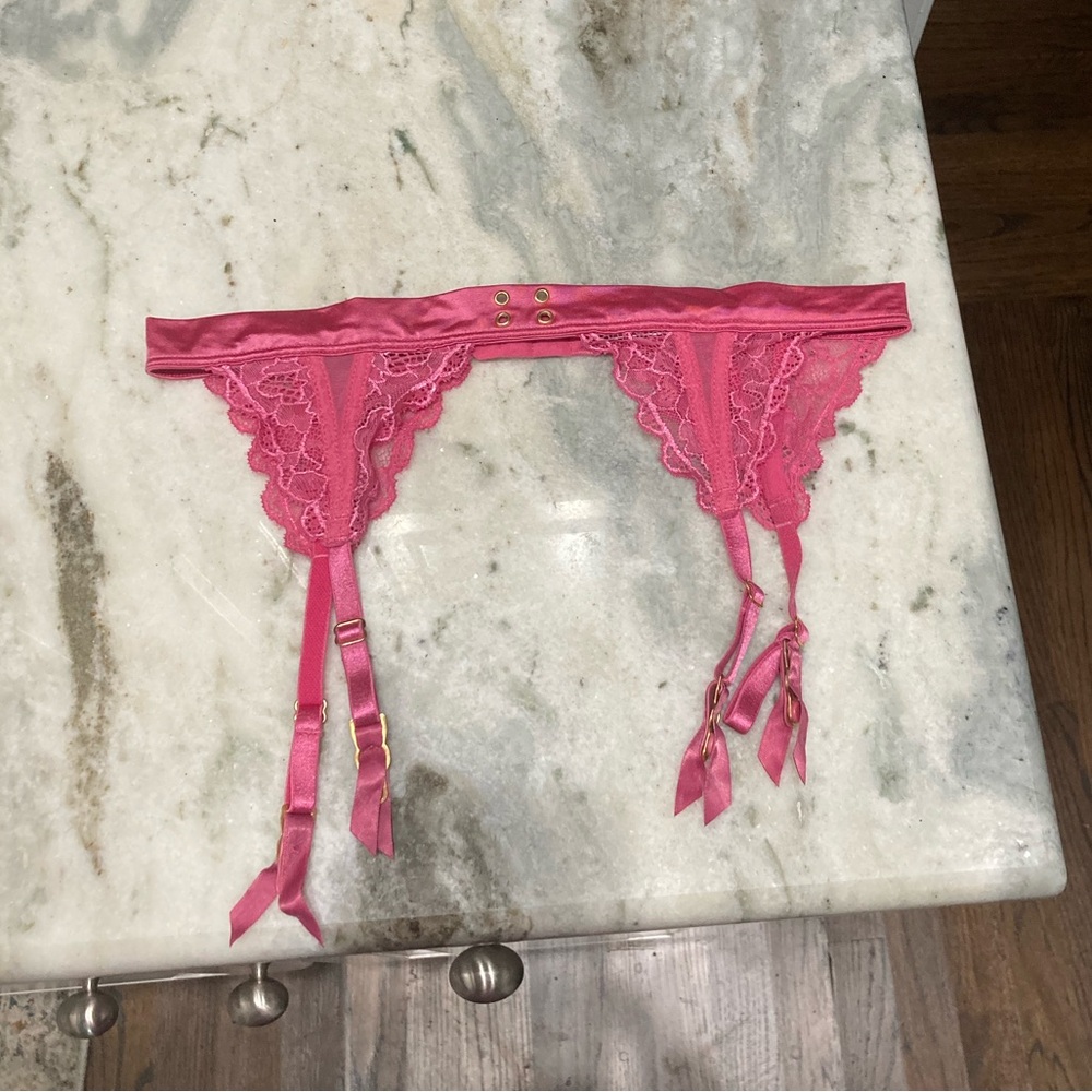 Victoria's Secret Hot Pink Garter Belt XS/S NWOT